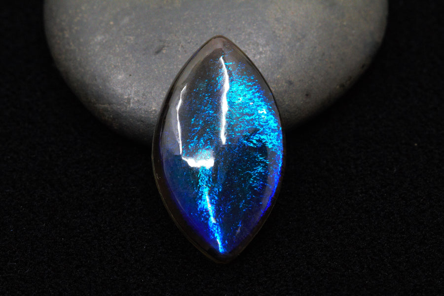 23.67 Ctw Australian Doublet Opal - 27.56mm