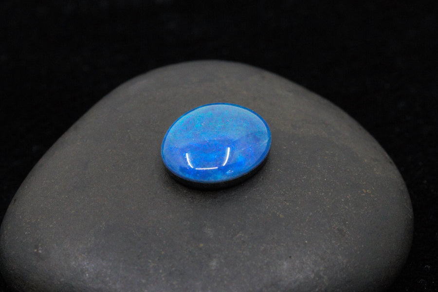 3.30 Ctw Lightning Ridge Black Opal Triplet - 12.00mm