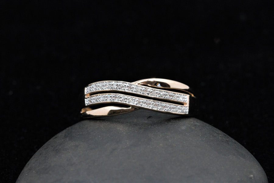 Diamond Split Shank Engagement Ring in 14K Rose Gold