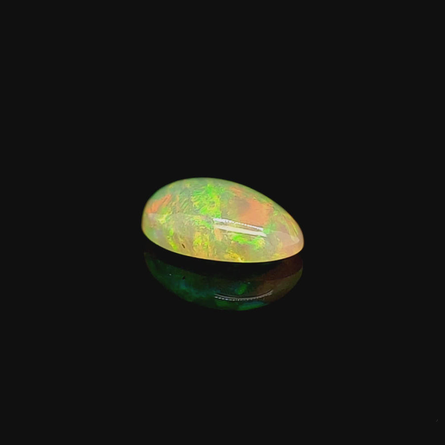 3.21 Ct Solid Welo opal – Natural bright multicoloured opal – 13.70mm