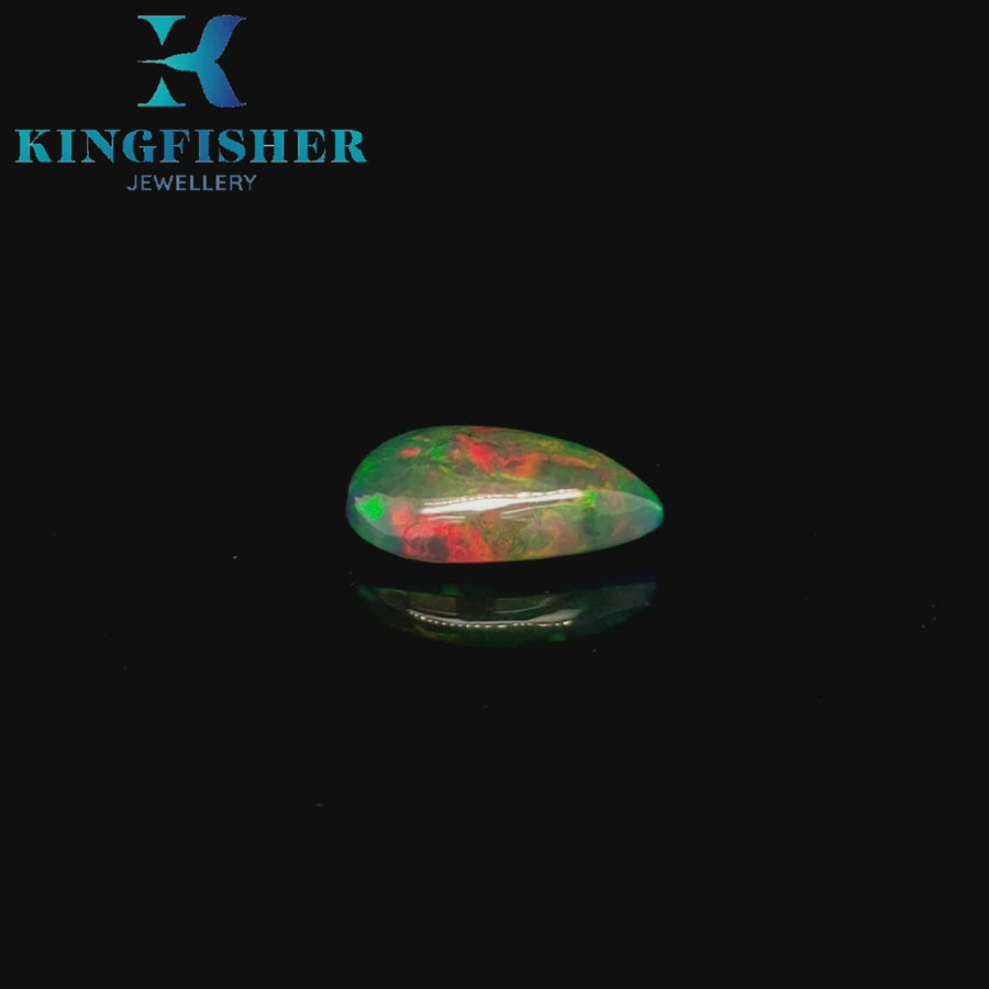 3.42 Ct Solid Smoked Welo opal – Brilliant colours with Fire AAA - 14.10mm