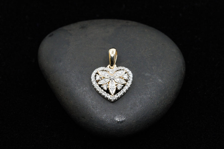 Diamond pendant